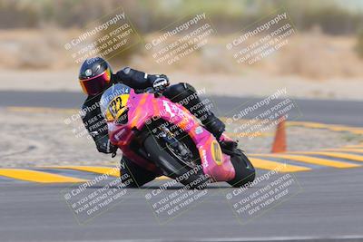 media/Sep-11-2022-SoCal Trackdays (Sun) [[81b7e951af]]/Turn 5 (1110am)/